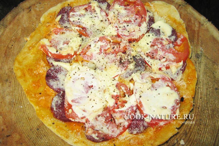 пицца с колбасой рецепт